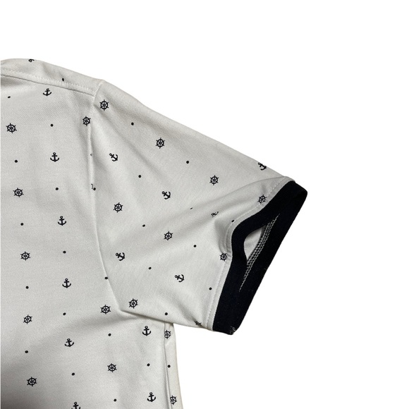 THREE casual collared shirts - Picture 5 of 12